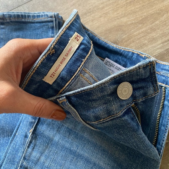 721 LEVI JEANS HIGH-RISE SKINNY (25) - Picture 3 of 5